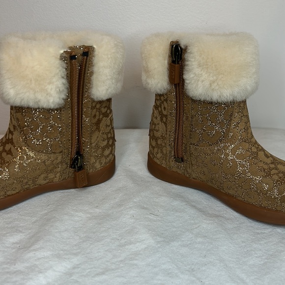 UGGS toddler boots for girls size 8 sparkle cheetah print - Picture 9 of 9